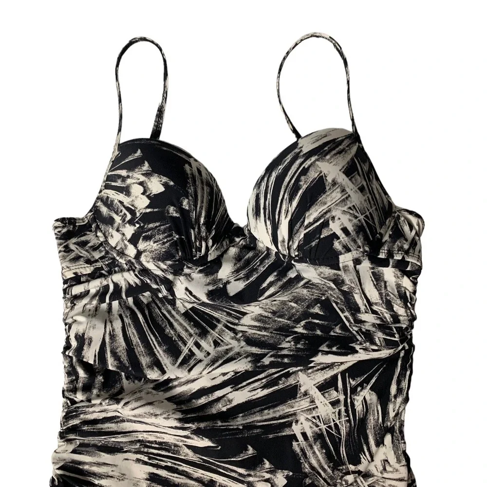 Spanx Tankini Top‎ Small Padded Black White Swimwear Beach Vacation Chic